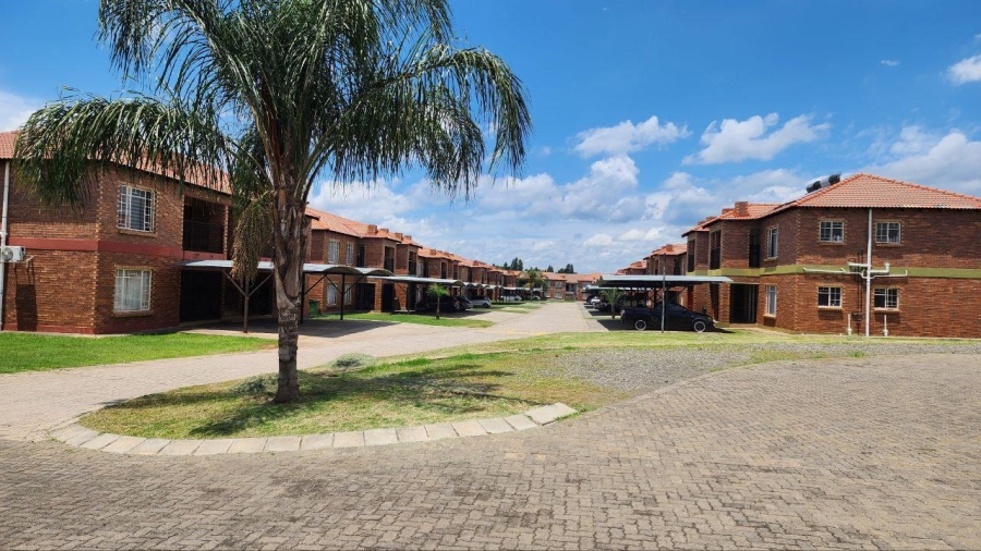 3 Bedroom Property for Sale in Waterval East North West